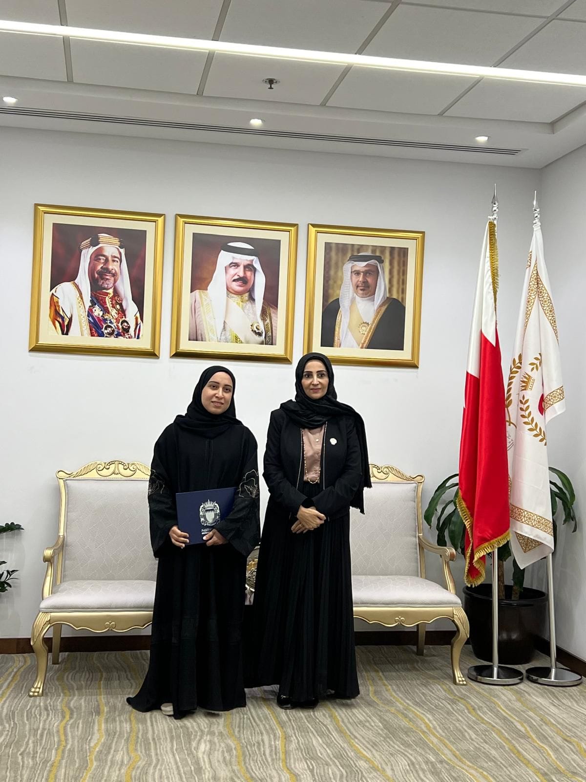 Hawra Almahroos receiving recognition from Bahrain Ministry of Interior 2024